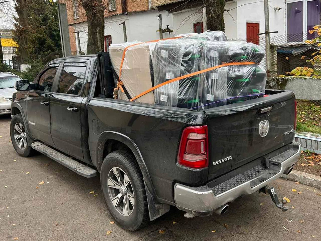 Three-section folding power pickup truck body cover