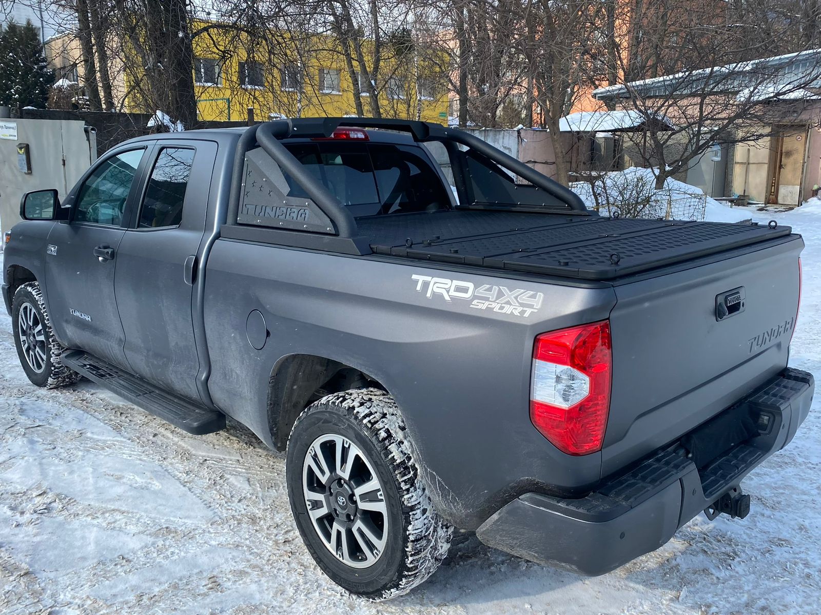 Roll Bar