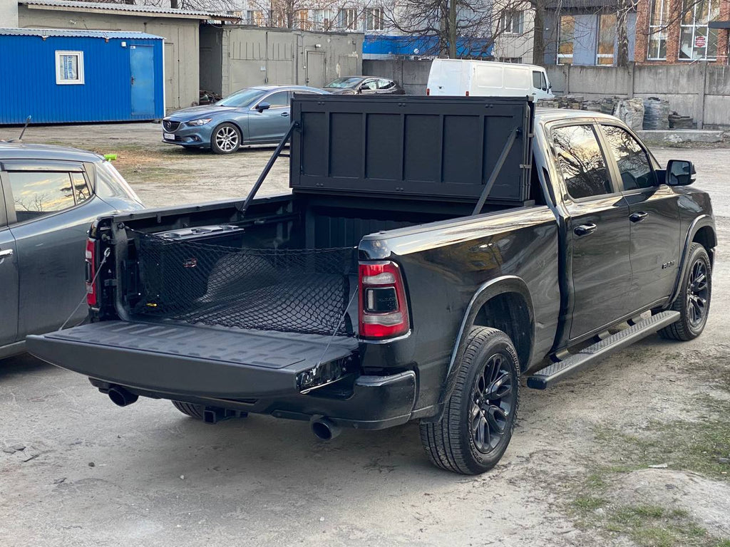 Three-section folding power pickup truck body cover